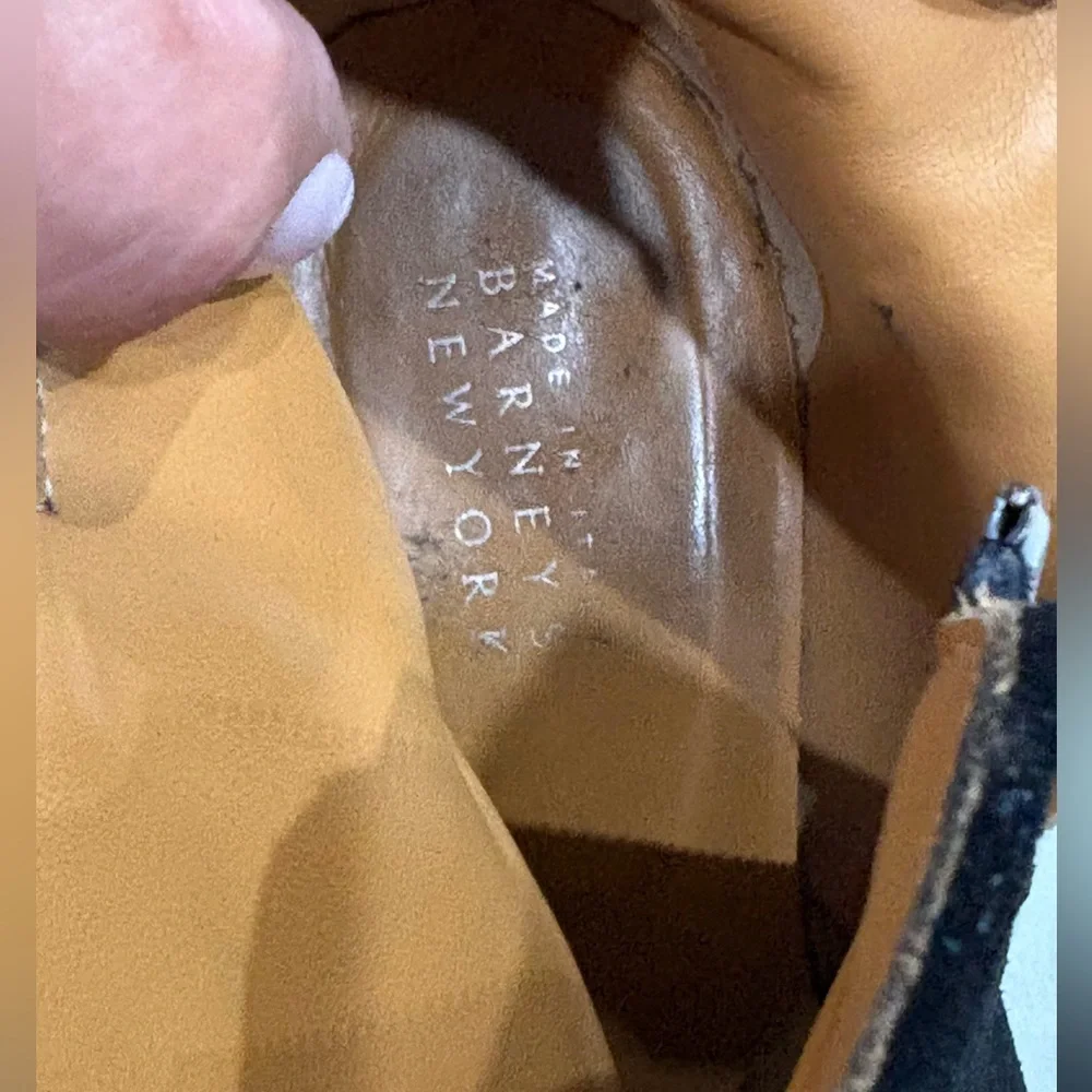 Barneys New York Women’s Black Suede Ankle Boots – Made in Italy – Size 39.5 - Picture 8 of 9